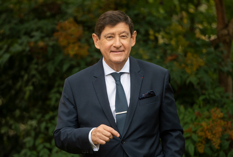 « Je préfère que les Français sortent la carte Vitale plutôt que la carte bleue : la solidarité, à la fin, ça coûte moins cher à tout le monde »